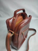 Load image into Gallery viewer, EDINBURGH BIG CROSS BODY VEG DARK COGNAC

