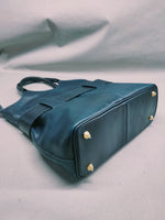 Load image into Gallery viewer, SYLVIA  Handbag Crunch blue
