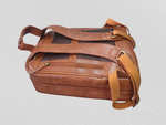 Load image into Gallery viewer, Soho laptop  backpack vachata capuchino
